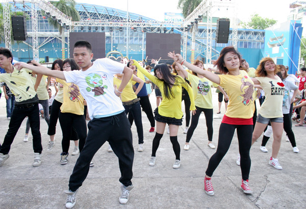 Cùng nhảy chung một điệu