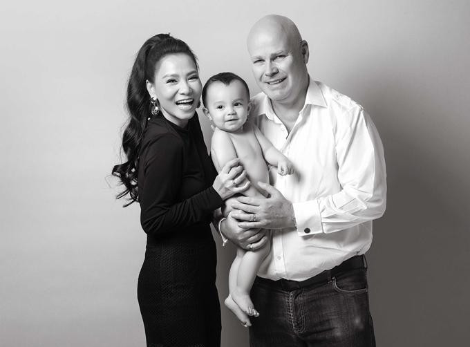 Gia đình nhỏ của Thu Minh Gia đình nhỏ của Thu Minh