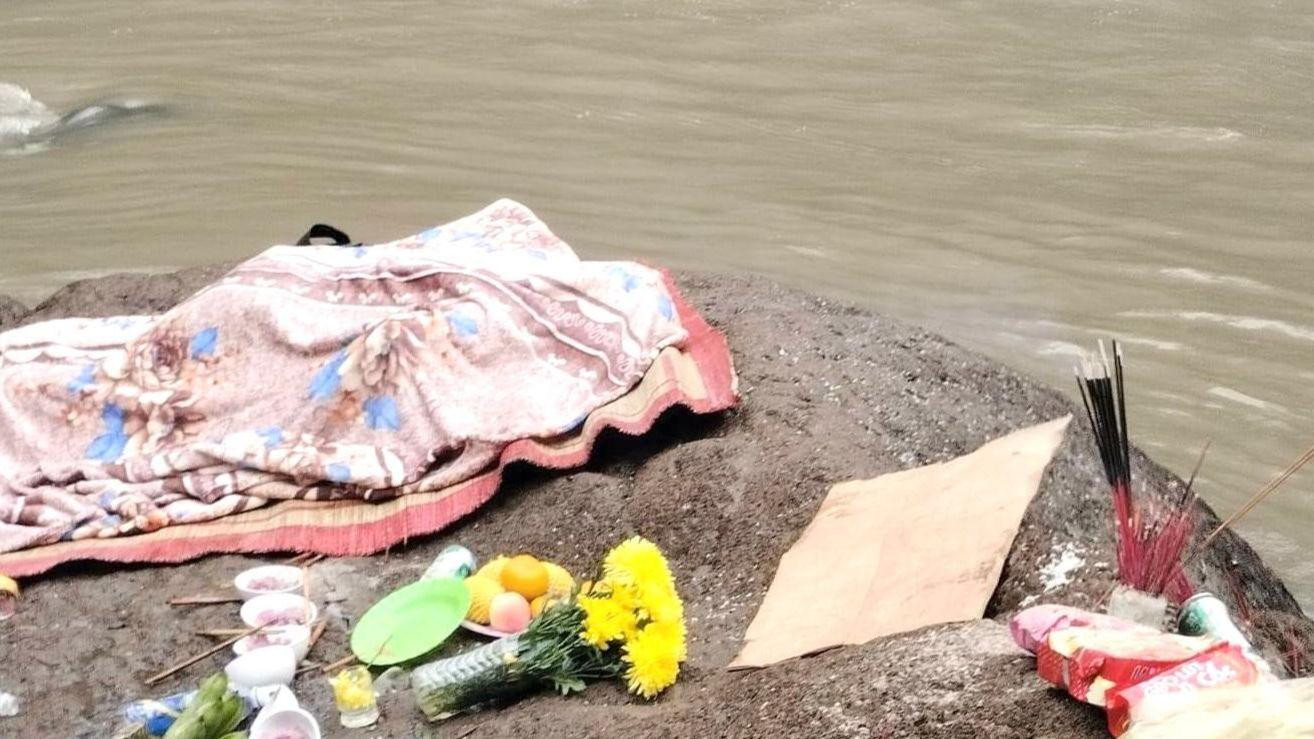 Tìm thấy thi thể thanh niên mất tích khi đi chơi thác