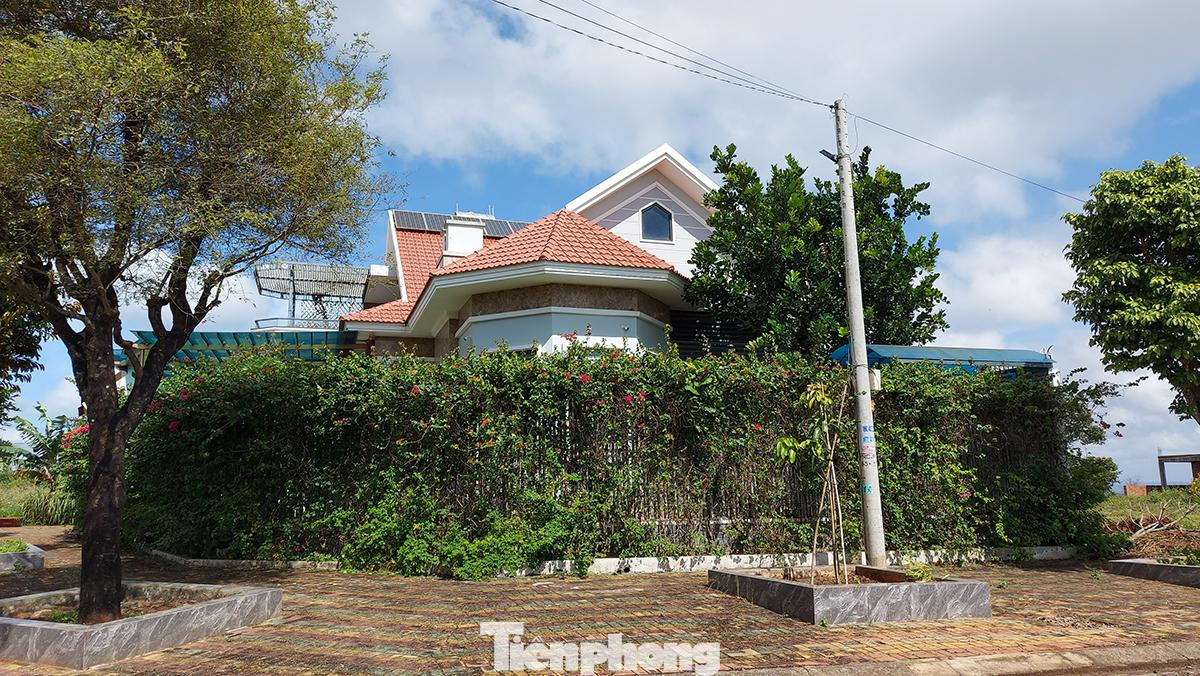 Tại dự án này có 3 căn biệt thự đã có người vào ở từ lâu