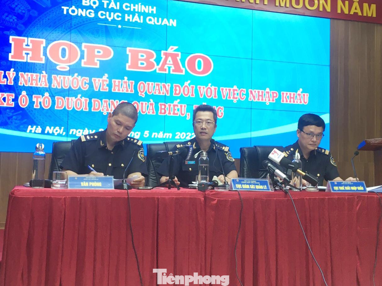 Lãnh đạo Cục Giám sát quản lý, Cục Thuế xuất nhập khẩu chủ trì họp báo ngày 25/5 Lãnh đạo Cục Giám sát quản lý, Cục Thuế xuất nhập khẩu chủ trì họp báo ngày 25/5