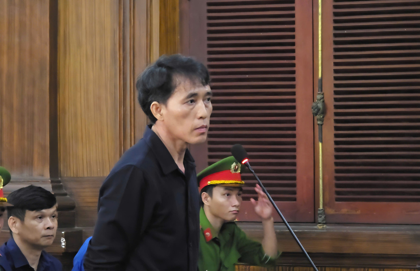 Tuấn "Cọp" tại phiên tòa.