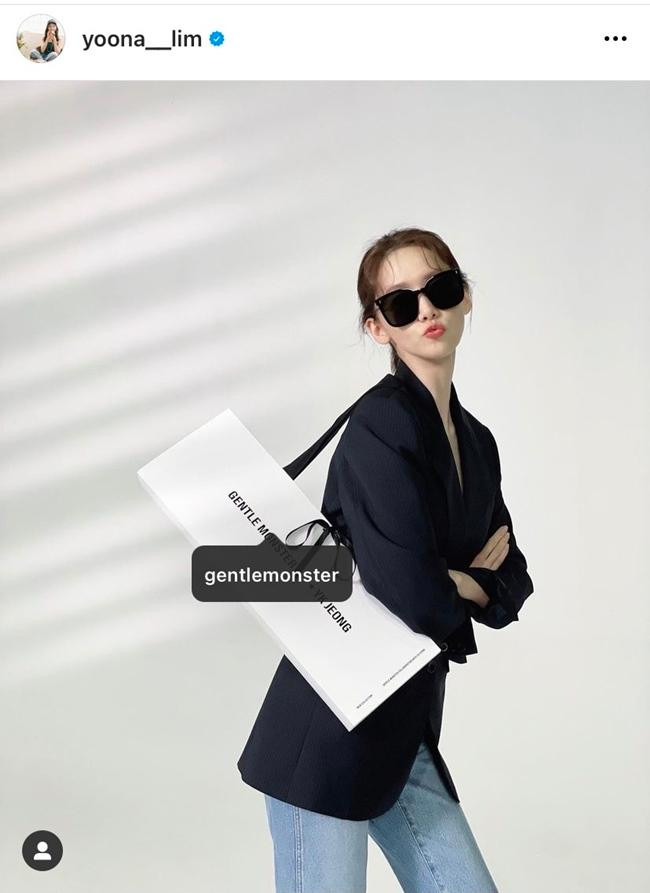 Cô đã nhanh chóng sửa chữa nhưng vẫn bị fan "troll". Cô đã nhanh chóng sửa chữa nhưng vẫn bị fan "troll".