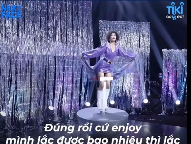 Độ khó và nguy hiểm tăng lên nhiều lần khi đứng trên con lắc mà không có dây bảo hiểm hay các phương tiện bảo hộ khác - Nguồn ảnh: The Next Face Vietnam 2021.