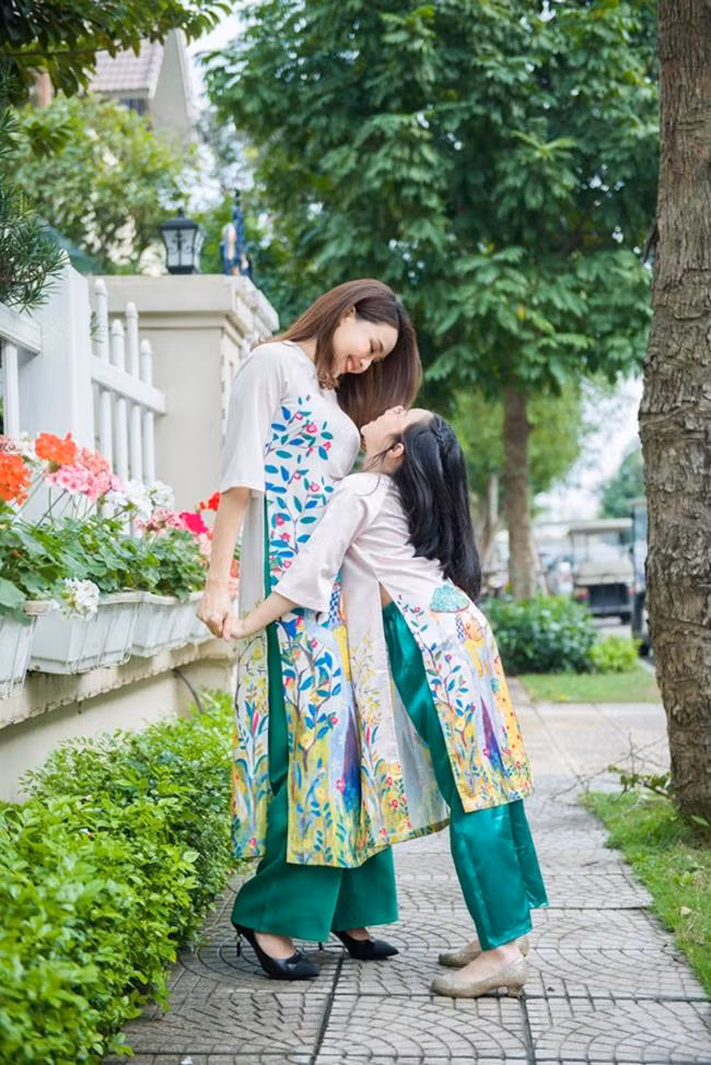 Cô bé có tính cách hoạt bát, lém lỉnh. - Ảnh: FBNV. Cô bé có tính cách hoạt bát, lém lỉnh. - Ảnh: FBNV.