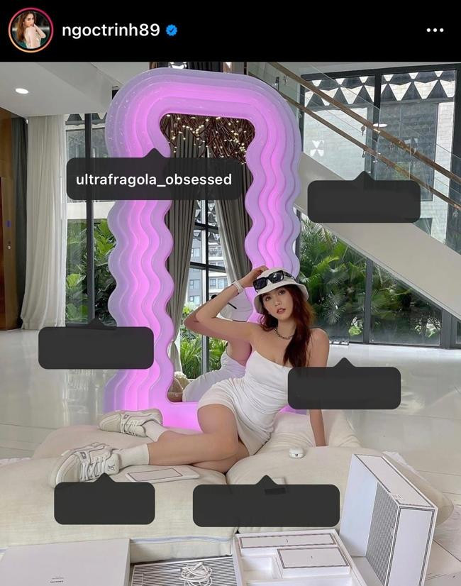 Ngọc Trinh và chiếc gương thị phi. Ngọc Trinh và chiếc gương thị phi.