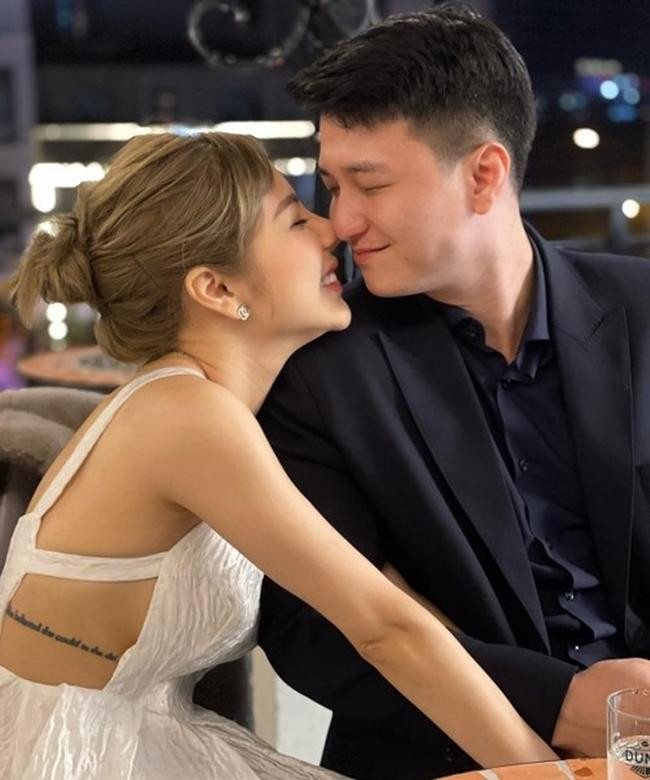 Huỳnh Anh và Lan Phương là cặp đôi rất hay khoe ảnh ngọt ngào trên MXH. - Ảnh: FBNV Huỳnh Anh và Lan Phương là cặp đôi rất hay khoe ảnh ngọt ngào trên MXH. - Ảnh: FBNV