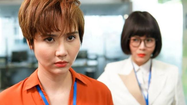 Cô không ngần ngại "lột xác" từ diễn xuất tới ngoại hình trên màn ảnh. Cô không ngần ngại "lột xác" từ diễn xuất tới ngoại hình trên màn ảnh.