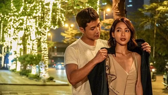 Khả Ngân và Thanh Sơn là cặp đôi màn ảnh được yêu thích nhất năm qua. - Ảnh: VFC.