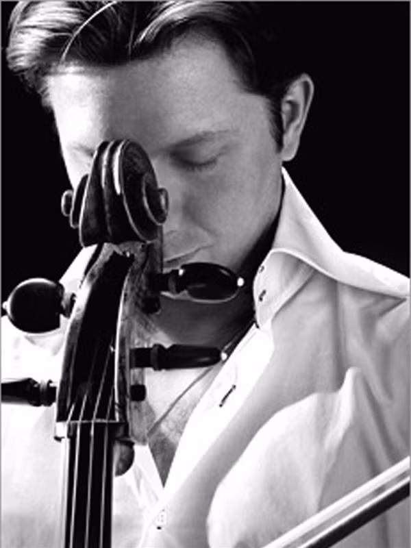 Nghệ sĩ cello David Cohen