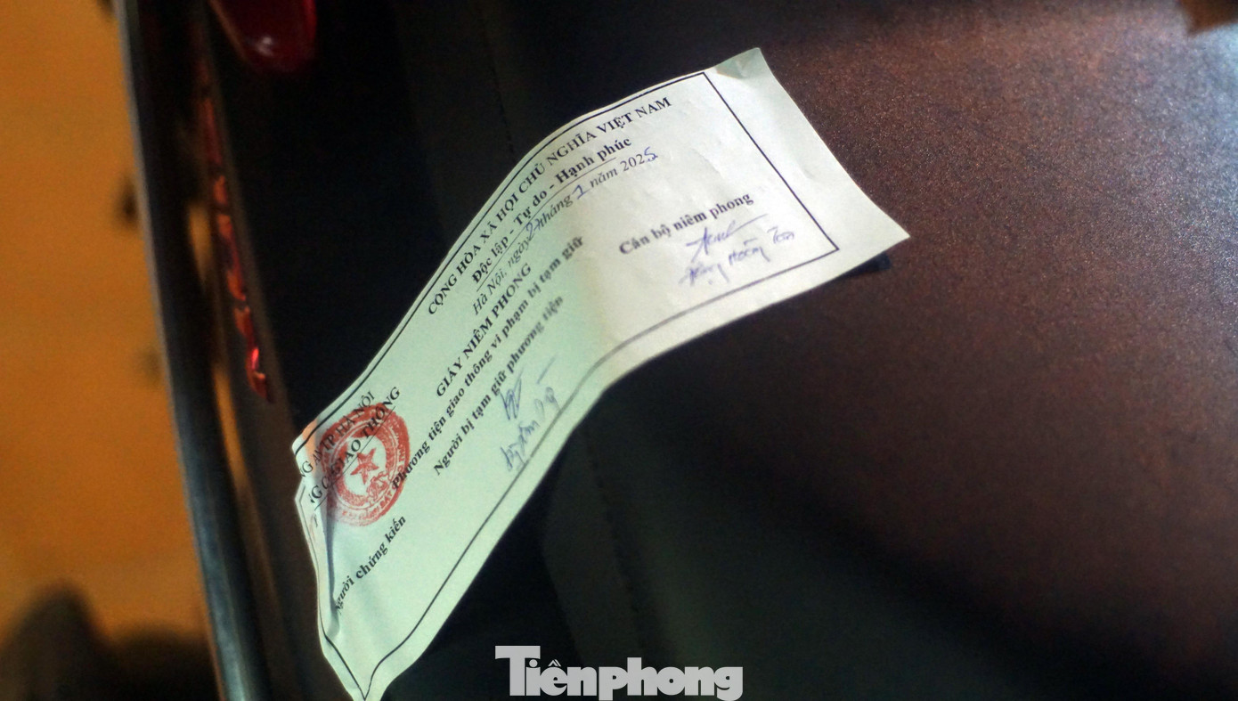 Tài xế vi phạm nồng độ cồn ở mức "kịch khung" ngoài bị phạt tiền bị tạm giữ phương tiện, tước GPLX 22-24 tháng. Ảnh: Thanh Hà