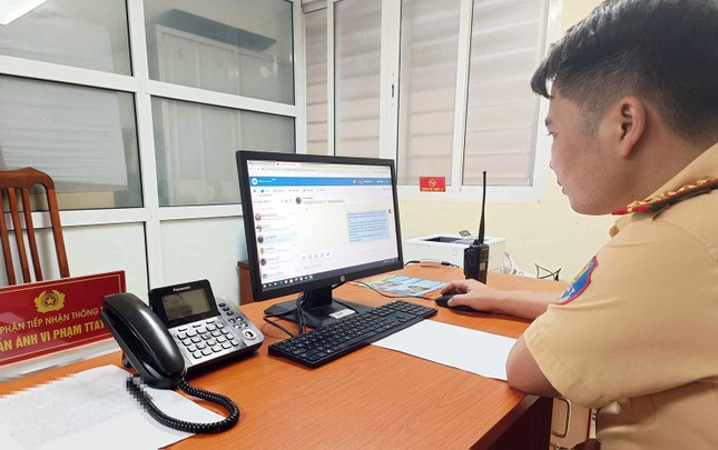Phòng CSGT Công an TP Hà Nội tiếp nhận nhiều thông tin phản ánh vi phạm giao thông qua trang Zalo.