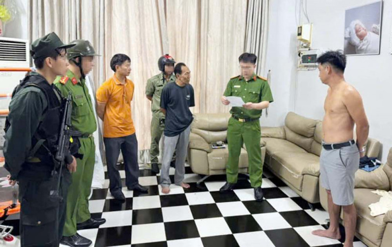 Các đối tượng liên quan trong vụ án. Các đối tượng liên quan trong vụ án.