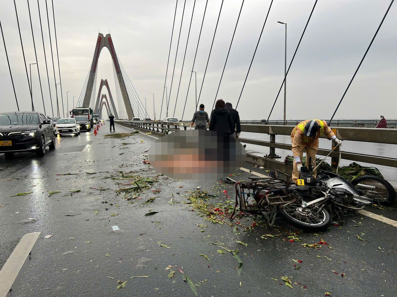 Hiện trường vụ tai nạn. Hiện trường vụ tai nạn.