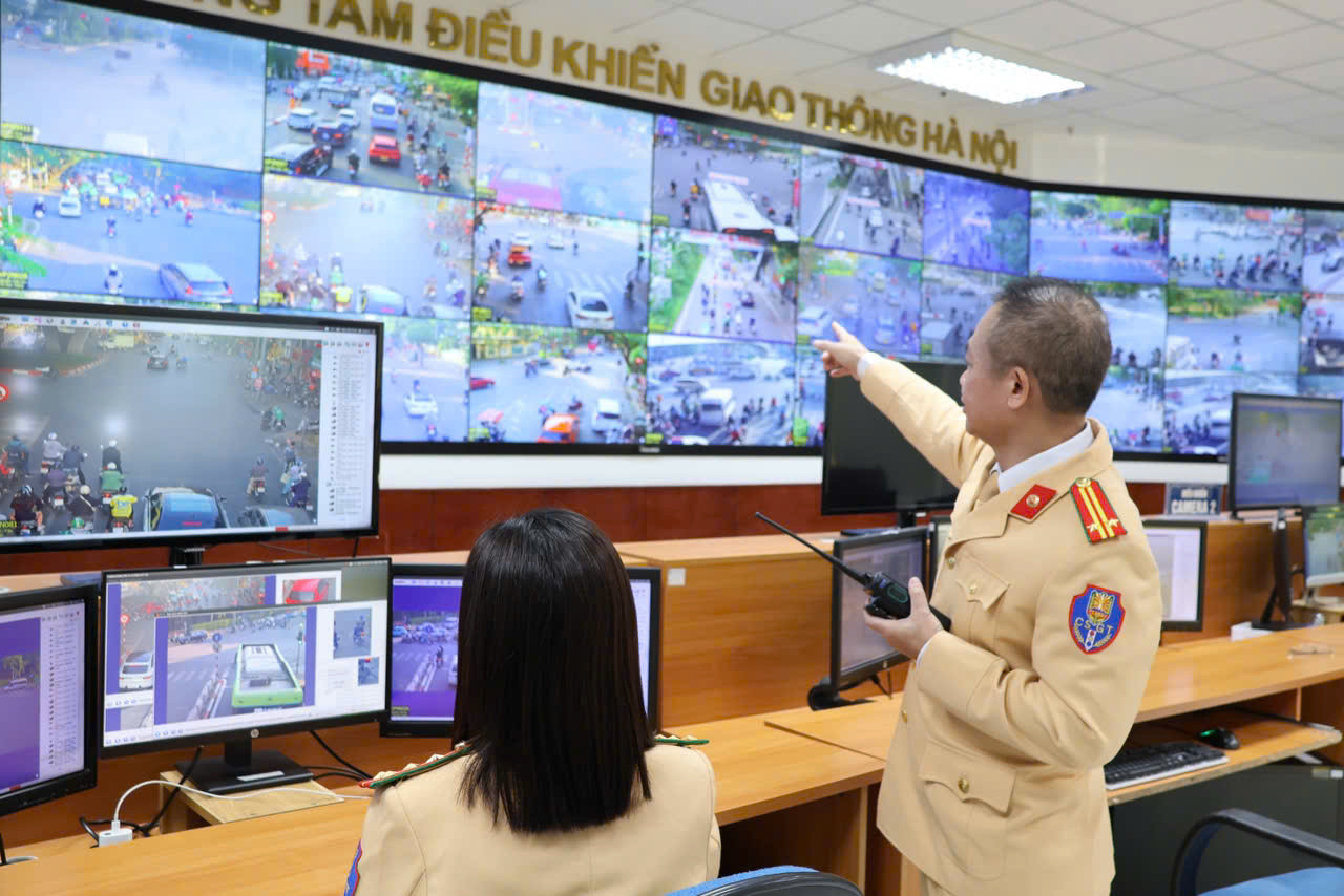 Trung tâm điều khiển giao thông CSGT Hà Nội. Trung tâm điều khiển giao thông CSGT Hà Nội.