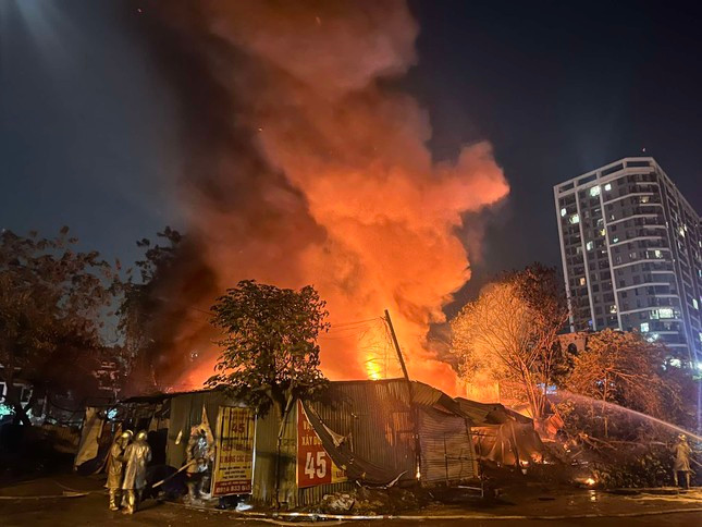 Hành vi báo tin cháy giả được đề xuất mức phạt từ 5 - 10 triệu đồng. Ảnh minh họa.