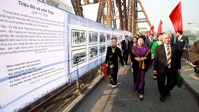 Ngắm 'Cầu rồng kể chuyện ngàn năm' ảnh 5 Ngắm 'Cầu rồng kể chuyện ngàn năm' ảnh 5