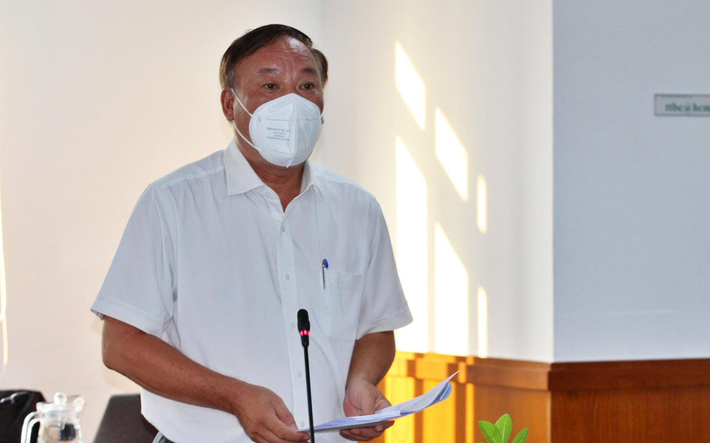 Ông Bùi Thế Hải, Phó chủ tịch UBND Quận 10 thông tin tại buổi họp báo Ông Bùi Thế Hải, Phó chủ tịch UBND Quận 10 thông tin tại buổi họp báo