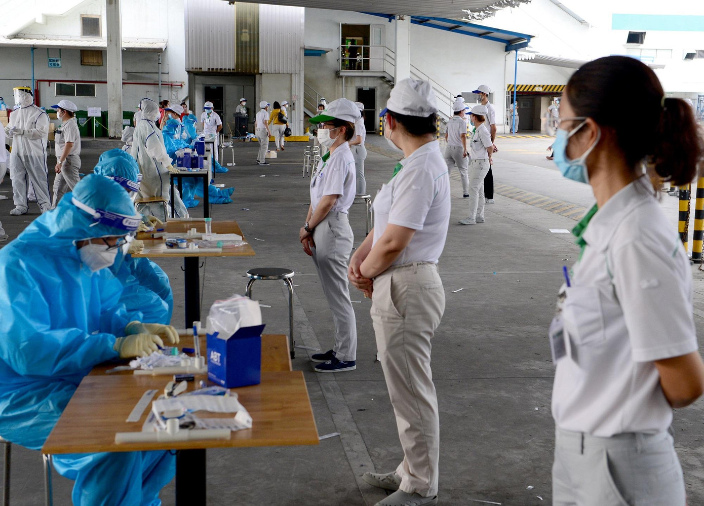 Giai đoạn cao điểm, TPHCM có tới 84.000 F0 cách ly, điều trị tại nhà Giai đoạn cao điểm, TPHCM có tới 84.000 F0 cách ly, điều trị tại nhà