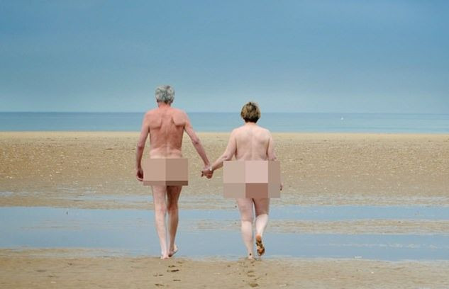 Một khu vực của Holkham nổi tiếng là thiên đường cho người thích khỏa thân. Ảnh: Shutterstock.