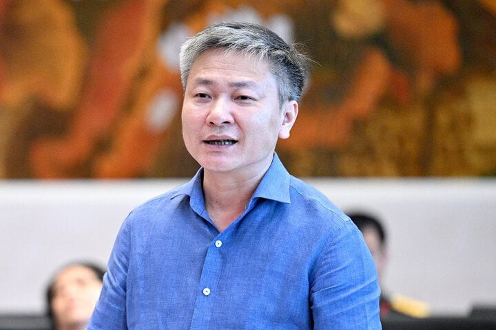 Thứ trưởng Bộ Công an Nguyễn Ngọc Lâm nhận thêm chức vụ Phó Chủ tịch Ủy ban An toàn giao thông Quốc gia.