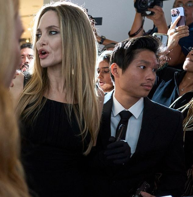 Angelina Jolie tìm bác sĩ thẩm mỹ hàng đầu xử lý vết sẹo lớn trên mặt Pax Thiên. Ảnh: Getty Images.