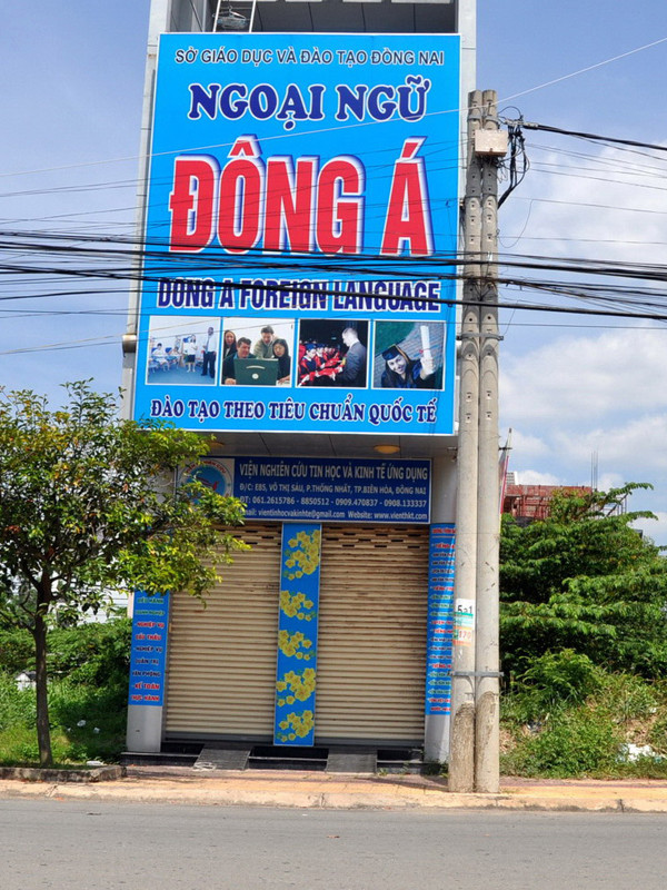 Nơi diễn ra thi kèm, thi hộ