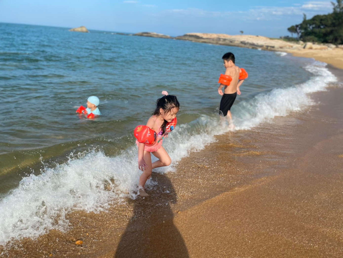 Nhiều gia đình lựa chọn nghỉ dưỡng gần Hà Nội để tiện di chuyển. Nhiều gia đình lựa chọn nghỉ dưỡng gần Hà Nội để tiện di chuyển.