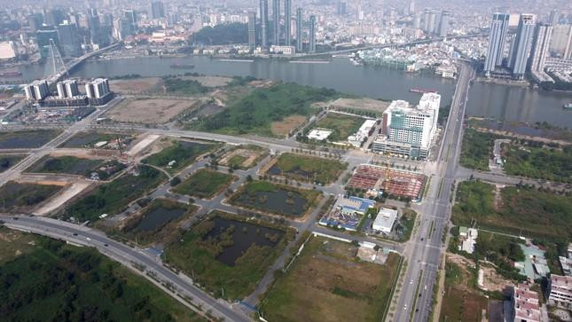 Hiện tại, TPHCM chưa thể hủy hợp đồng mua bán với 2 doanh nghiệp chậm nộp tiền trúng đấu giá. Hiện tại, TPHCM chưa thể hủy hợp đồng mua bán với 2 doanh nghiệp chậm nộp tiền trúng đấu giá.