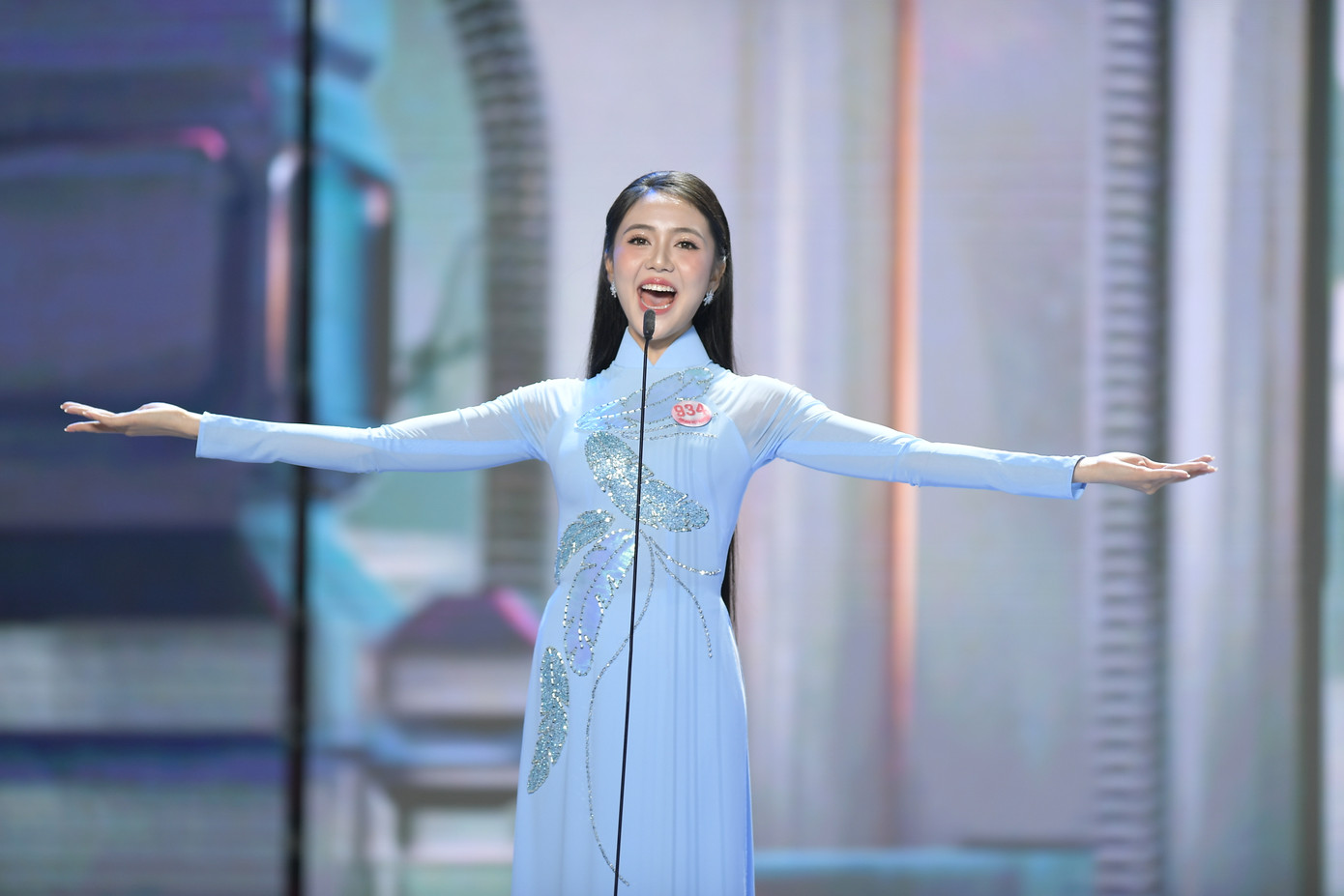 Sau hành trình tại vòng chung khảo, Mỹ Dung cảm nhận bản thân đã trưởng thành hơn cả về tư duy, bản lĩnh và kỹ năng giao tiếp, ứng xử. “Tôi học được cách lắng nghe, thấu hiểu người khác và biết yêu thương, trân trọng chính mình hơn”, cô chia sẻ.