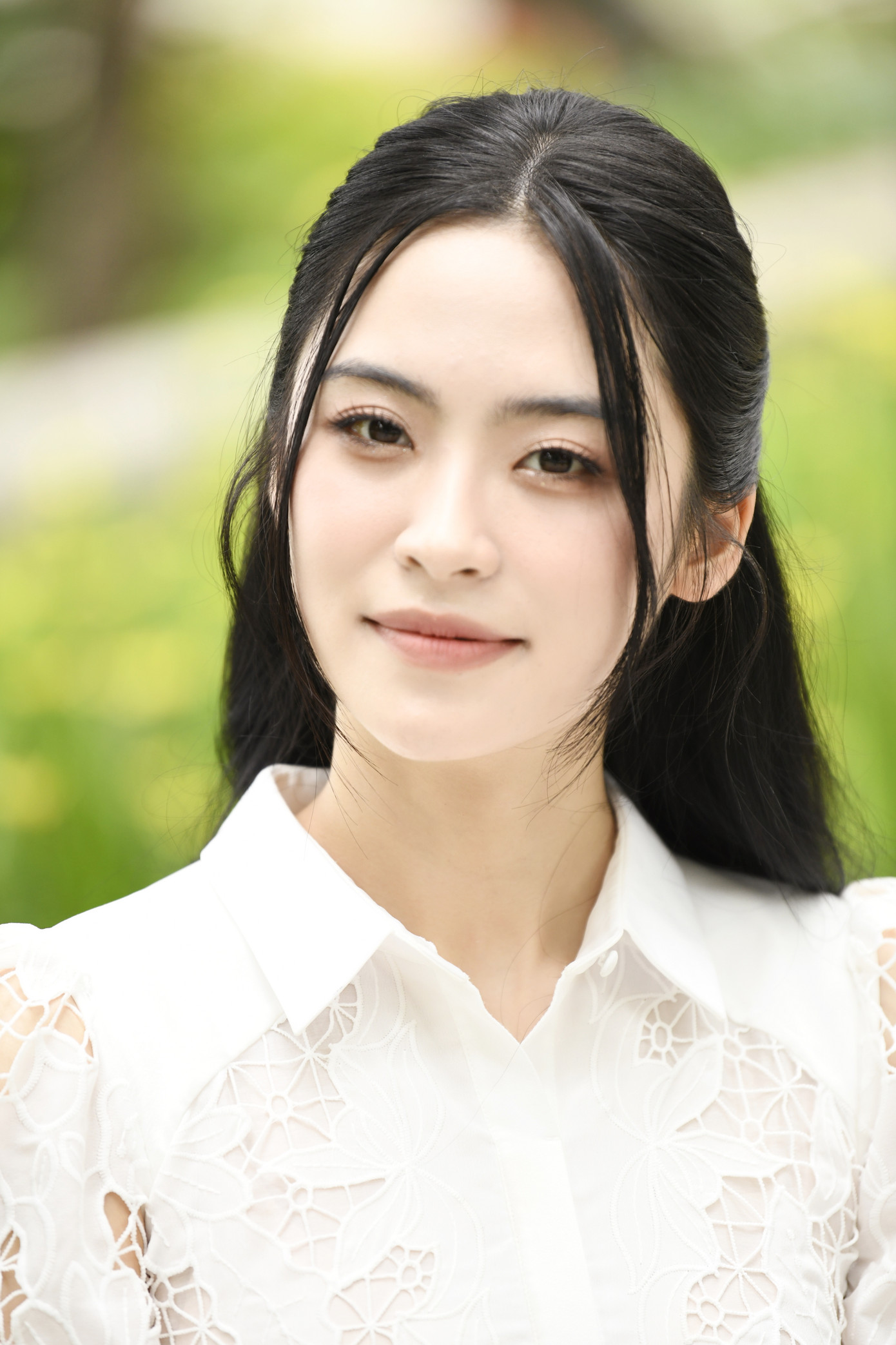 Vân Nhi nói ở Hoa hậu Nguyễn Thị Huyền có những tính cách đặc trưng của người Hải Phòng đó là sự chân thật, quyết đoán và đầy tâm huyết. Vân Nhi nói nếu có cơ hội đăng quang Hoa hậu Việt Nam, cô muốn tiếp bước người chị đồng hương để làm rạng danh mảnh đất Hải Phòng.