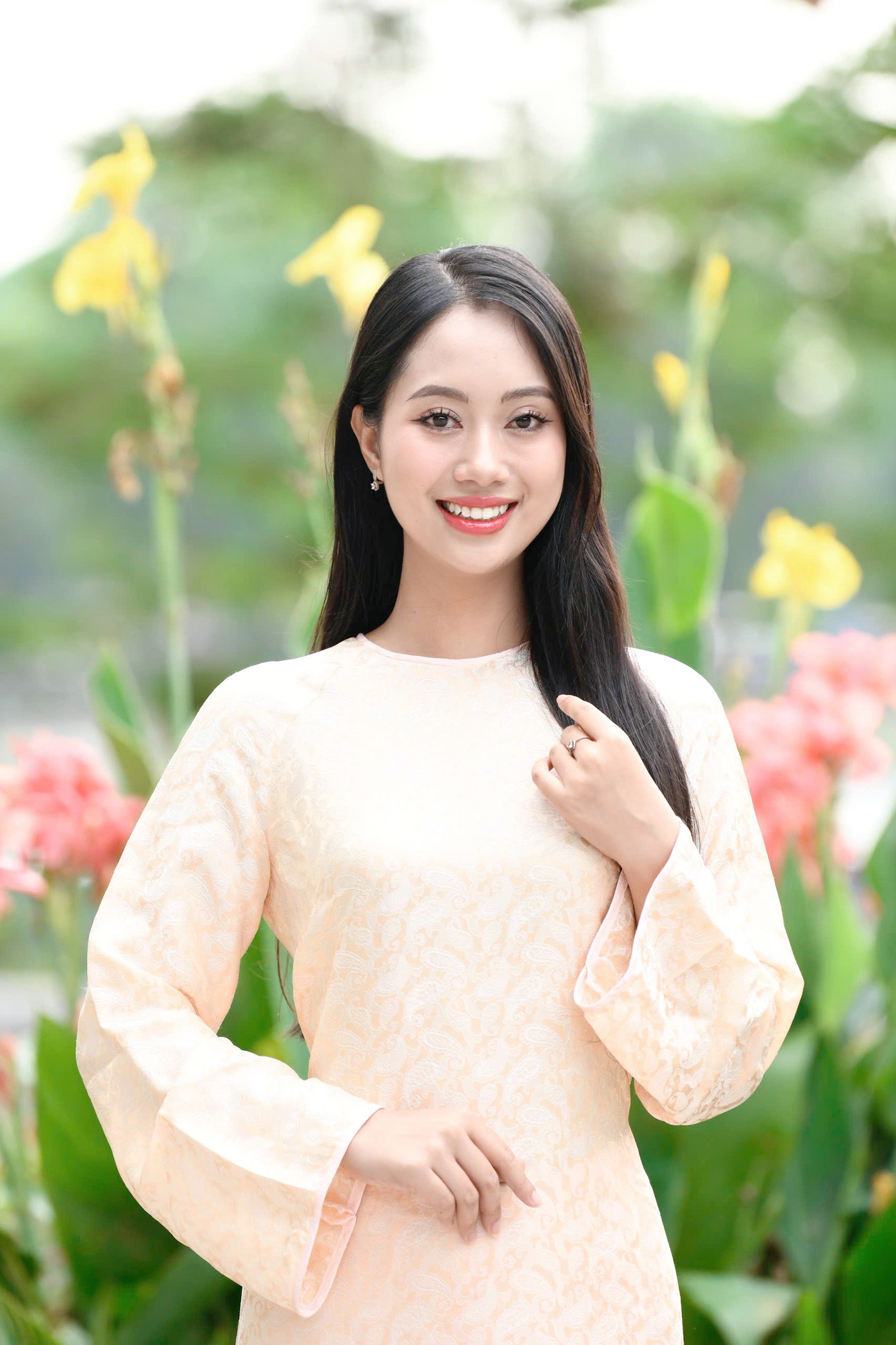 Mai Phương cho biết sau quá trình tham gia Hoa hậu Việt Nam, cô cải thiện được nhiều kỹ năng. "Tôi tự tin hơn khi thuyết trình. Tôi đã luyện tập nhiều để giảm bớt sự căng thẳng, nói rõ ràng và mạch lạc hơn, đồng thời biết cách điều chỉnh ngữ điệu để truyền cảm hứng cho người nghe", cô nói. Trong cách trả lời câu hỏi, Mai Phương nói cô chuẩn bị kỹ hơn về nội dung, học cách phân tích câu hỏi và trả lời logic, tránh lan man. Mai Phương cho biết sau quá trình tham gia Hoa hậu Việt Nam, cô cải thiện được nhiều kỹ năng. "Tôi tự tin hơn khi thuyết trình. Tôi đã luyện tập nhiều để giảm bớt sự căng thẳng, nói rõ ràng và mạch lạc hơn, đồng thời biết cách điều chỉnh ngữ điệu để truyền cảm hứng cho người nghe", cô nói. Trong cách trả lời câu hỏi, Mai Phương nói cô chuẩn bị kỹ hơn về nội dung, học cách phân tích câu hỏi và trả lời logic, tránh lan man.