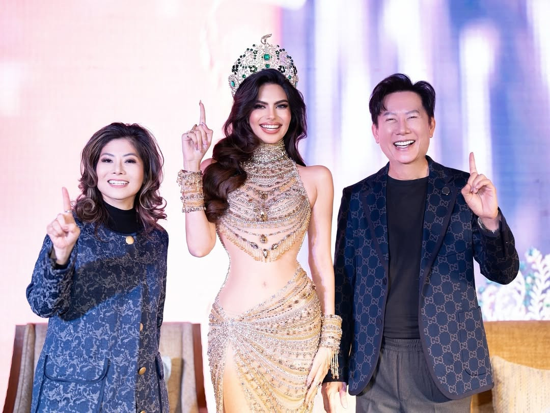 Rachel Gupta được nhận xét đáp ứng đủ tiêu chí 4B của ông Nawat - chủ tịch cuộc thi. Trước khi đăng quang, cô có trang cá nhân với lượng người theo dõi đông đảo. Đây cũng được xem là lợi thế của người đẹp Ấn Độ.