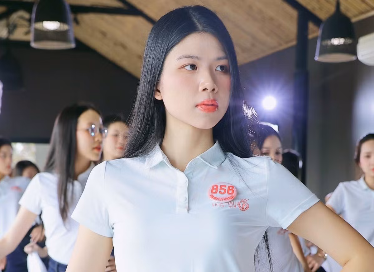 Linh Đan hiện cố gắng tập luyện hình thể hàng ngày để cải thiện sức bền, chỉ số hình thể. "Lịch trình tập luyện của Hoa hậu Việt Nam trước các đêm thi dày đặc nên tôi cần chú trọng sức khoẻ. Tôi đã trau dồi thêm kỹ năng ứng xử để chuẩn bị tốt nhất", cô nói.