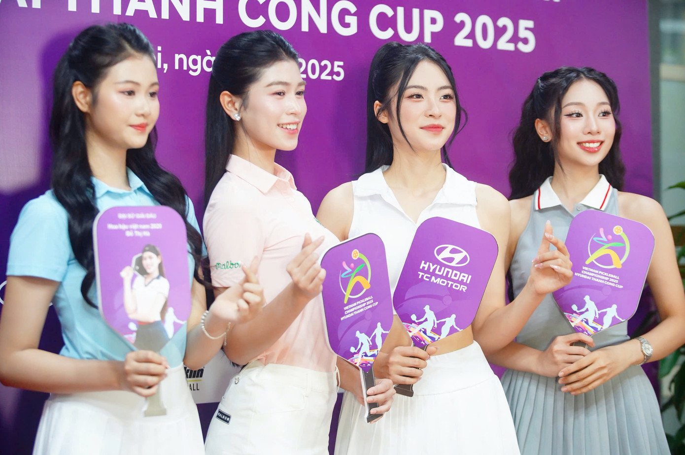 Những hoạt động này không chỉ giúp các thí sinh có cơ hội rèn luyện sức khỏe mà còn giúp họ trau dồi tính kiên trì, sự bền bỉ và tinh thần làm việc nhóm. Đó cũng là những yếu tố quan trọng giúp họ tỏa sáng ở cuộc thi Hoa hậu Việt Nam.