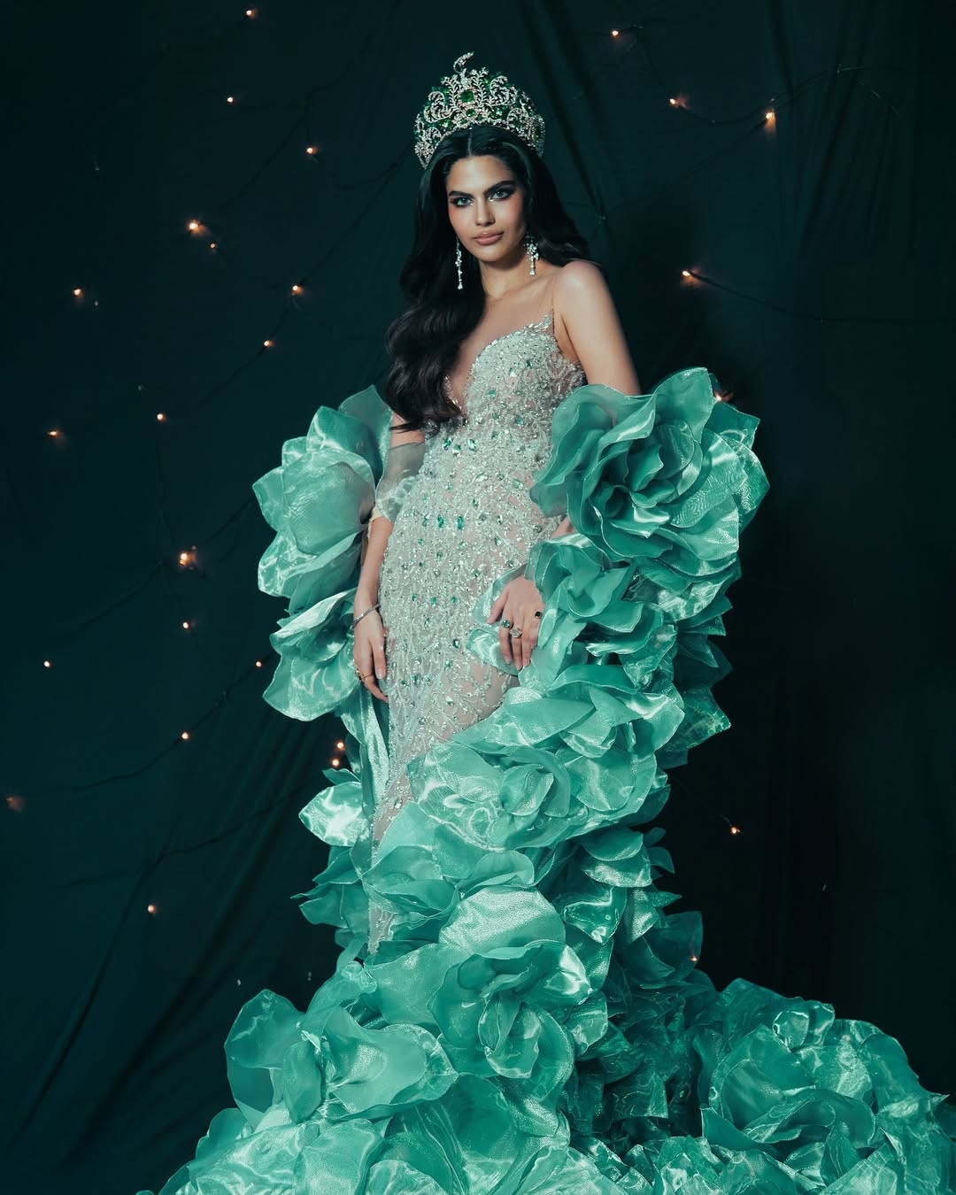 Cô thường bay qua lại giữa Ấn Độ - Thái Lan để thực hiện các công việc thuộc cam kết với ban tổ chức Hoa hậu Hòa bình Quốc tế. Rachel góp mặt trong đêm chung kết của nhiều cuộc thi Hoa hậu Hòa bình cấp tỉnh ở Thái Lan.