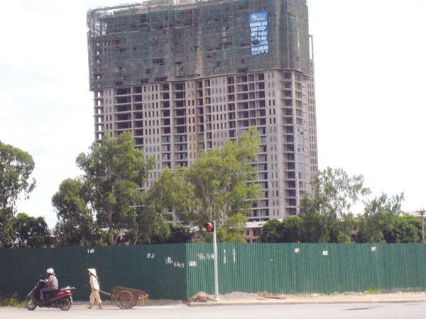 Trước lo ngại khách hàng khởi kiện, chủ đầu tư dự án làng Việt Kiều Châu Âu giảm 25% tiền chênh lệch tỷ giá cho khách hàng