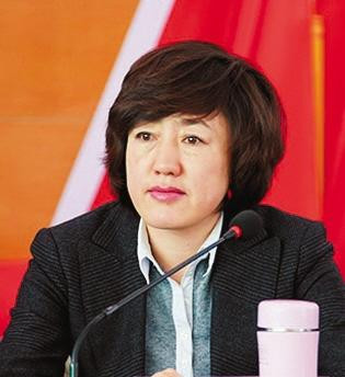 Lật tẩy 'Quan bà' hoang dâm, bắt cấp dưới hối lộ tình dục ảnh 1