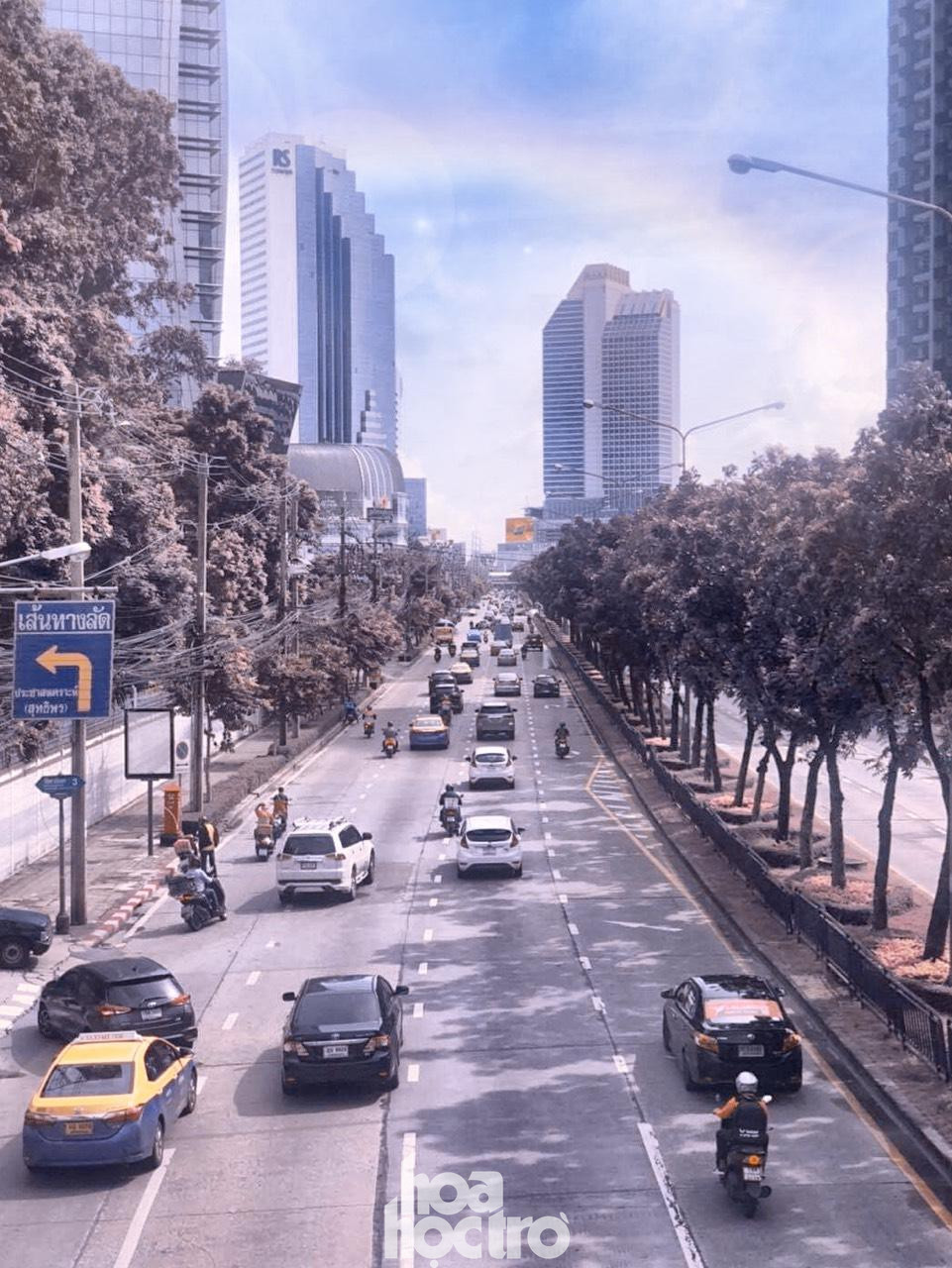 Hình ảnh các tuyến đường lớn ở Bangkok chụp từ các cầu bộ hành.