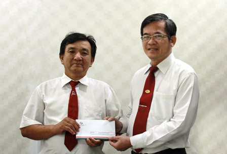 Tài xế taxi Vinasun trả lại khách hơn 100 triệu đồng ảnh 2