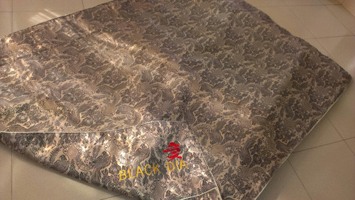 Lạ kỳ sản phẩm 'chữa bá bệnh' chỉ bán cho... bà già ảnh 4