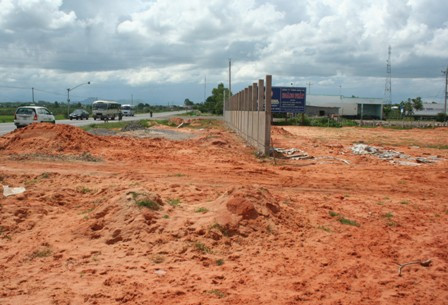 Mảnh đất công ty Nguyên Long Sơn dự định xây nhà xưởng tại xã Hàm Đức nằm ngay mặt tiền quốc lộ 1