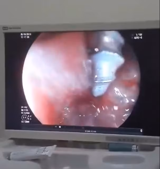 Bé 3 tuổi chết ngạt vì chui vào máy giặt chơi trốn tìm ảnh 4