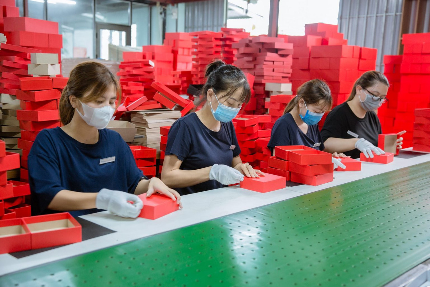 Đội ngũ nhân viên của Nosava lành nghề, giàu kinh nghiệm và luôn sẵn sàng đáp ứng mọi yêu cầu của khách hàng. Đội ngũ nhân viên của Nosava lành nghề, giàu kinh nghiệm và luôn sẵn sàng đáp ứng mọi yêu cầu của khách hàng.