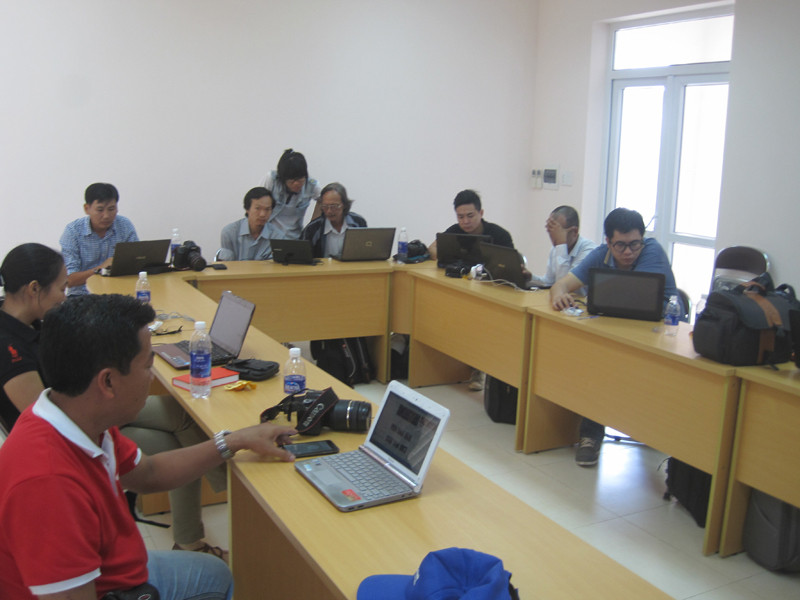 TRỰC TIẾP: Máy bay Malaysia vẫn mất tích bí ẩn ảnh 9