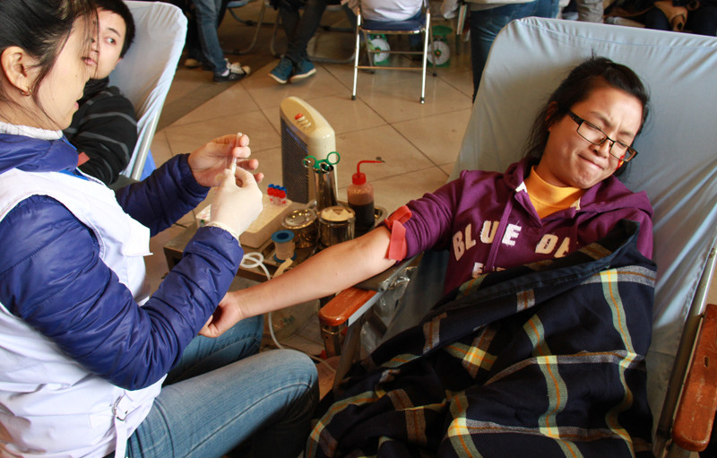 Nhiều bạn trẻ thực sự lo lắng, sợ hãi khi lần đầu hiến máu...