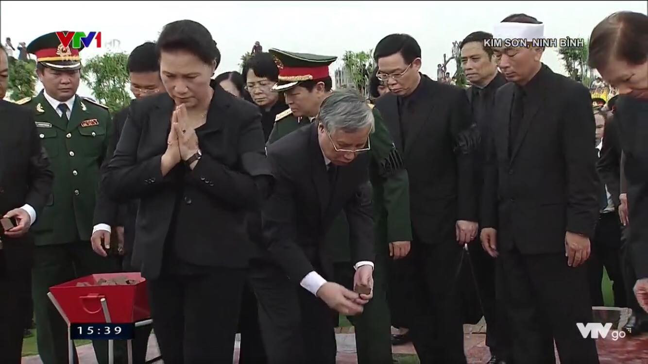 Chủ tịch nước Trần Đại Quang trở về đất mẹ ảnh 9