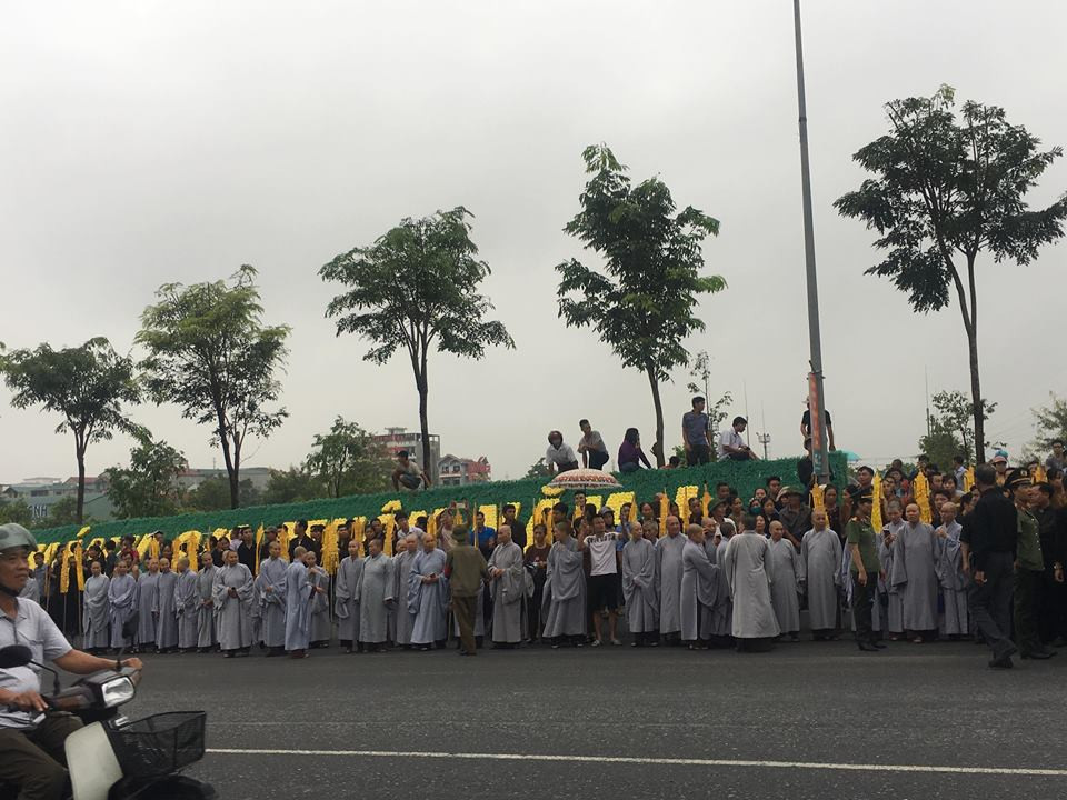 Chủ tịch nước Trần Đại Quang trở về đất mẹ ảnh 72