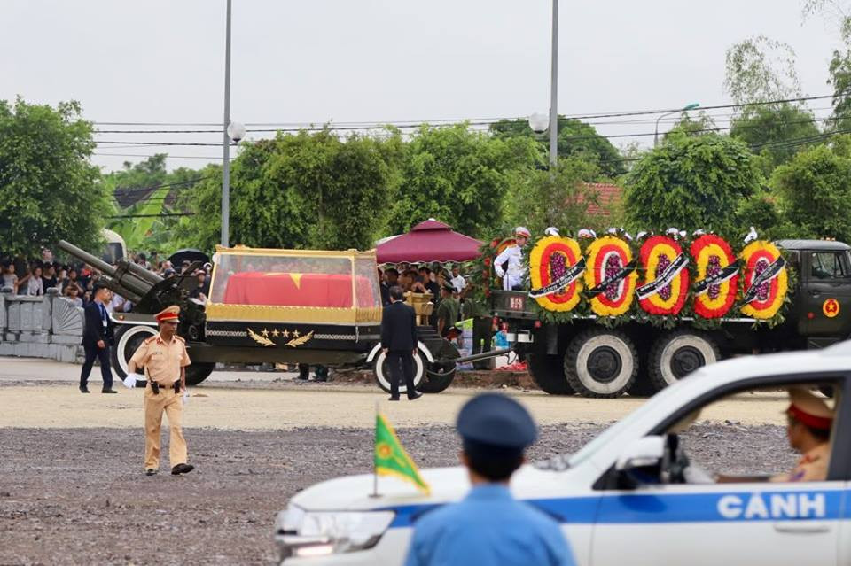 Chủ tịch nước Trần Đại Quang trở về đất mẹ ảnh 47