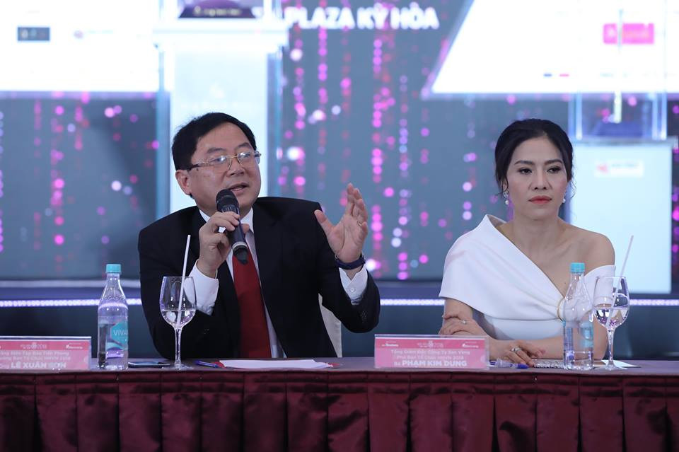 Hé mở 'Ánh sáng' và hình tượng Nữ thần Mặt Trời đêm Chung kết HHVN ảnh 7